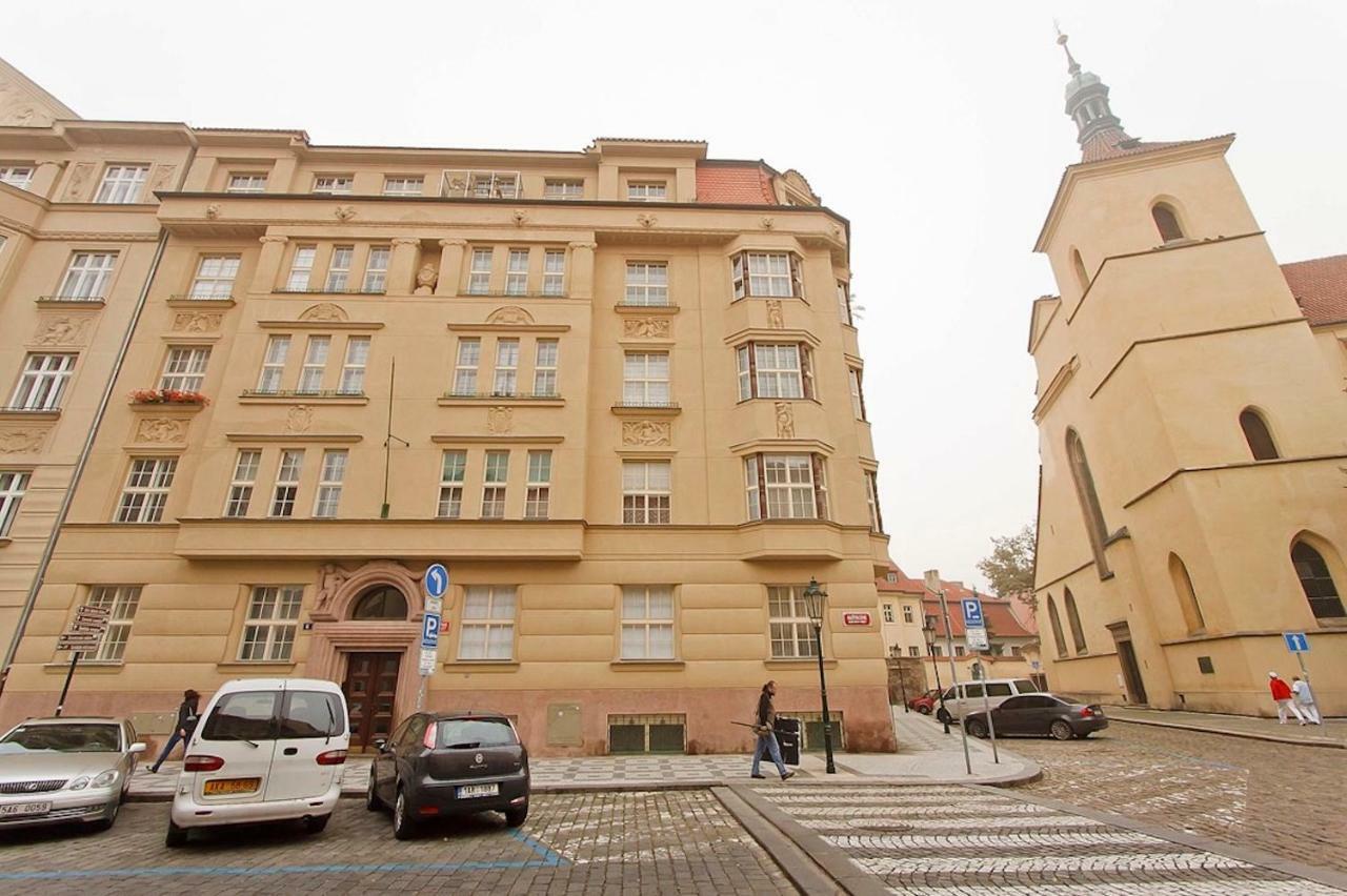 Spacious Elegance In The Heart Of Old Town Apartmán *